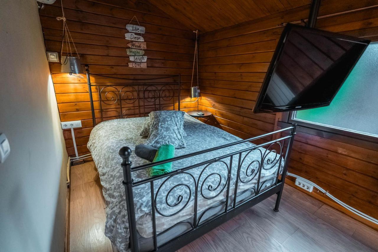 Fuente Del Lobo Glamping & Bungalows - Adults Only Pinos Genil Dış mekan fotoğraf